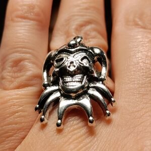 🃏💀NEW Edgy Silver Jester Skull Ring